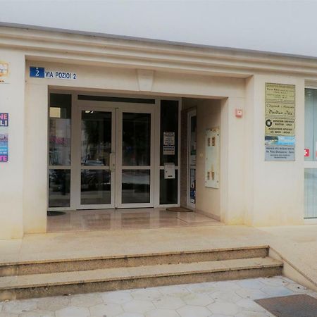 City Center Blue Dream Umag Bagian luar foto