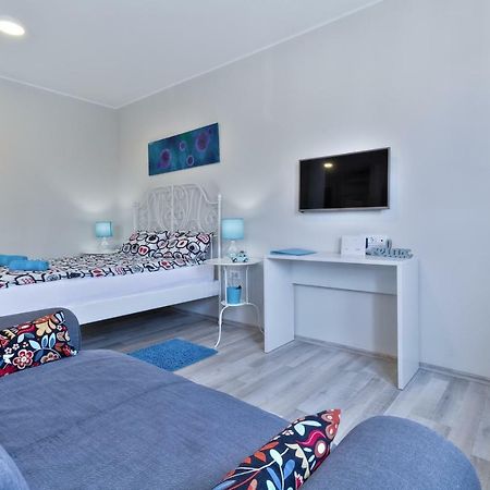 City Center Blue Dream Umag Bagian luar foto