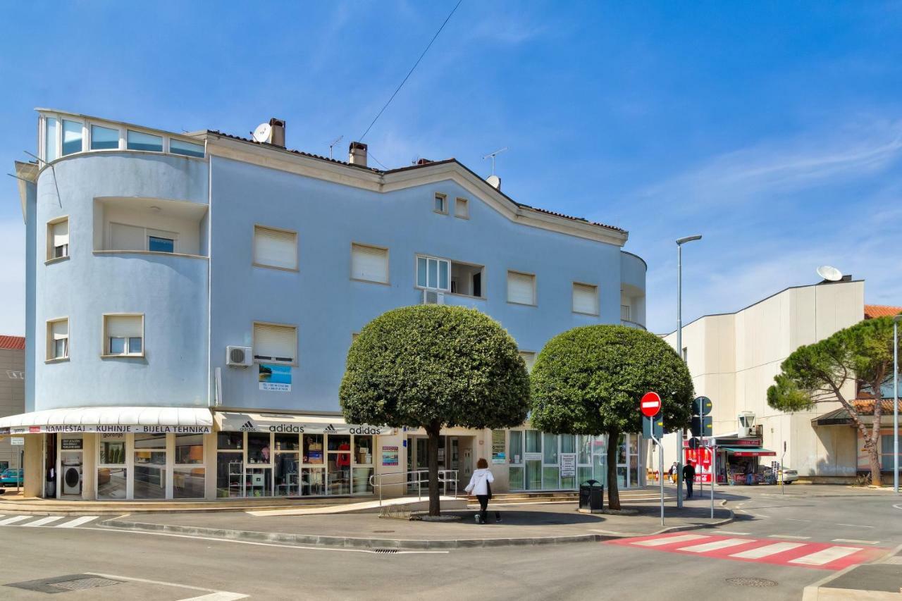 City Center Blue Dream Umag Bagian luar foto