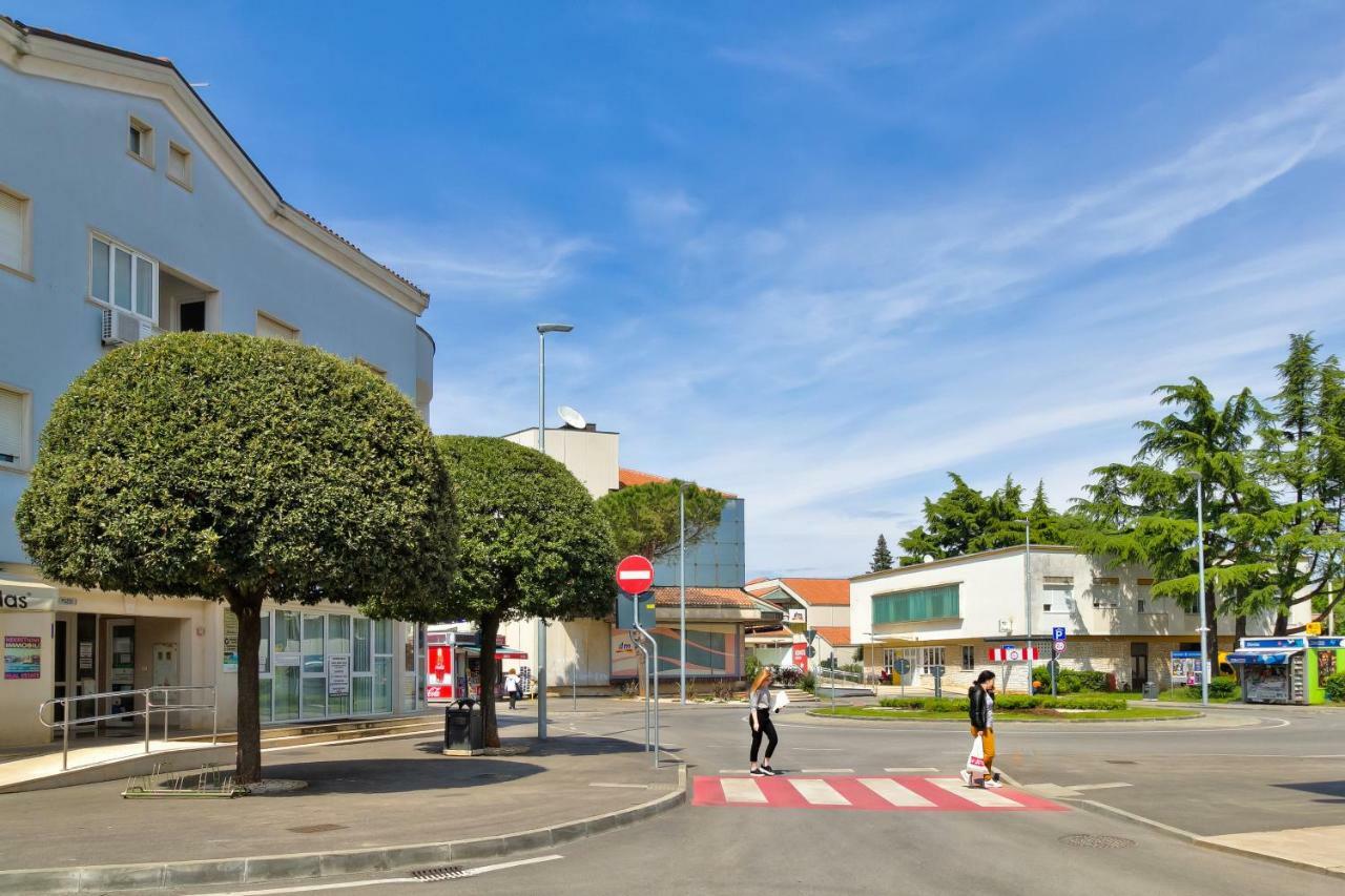 City Center Blue Dream Umag Bagian luar foto