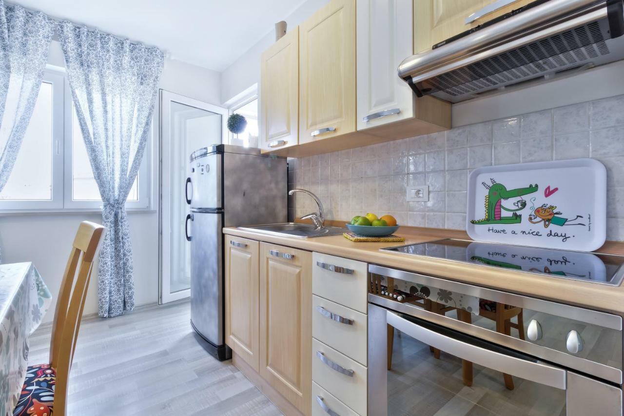 City Center Blue Dream Umag Bagian luar foto